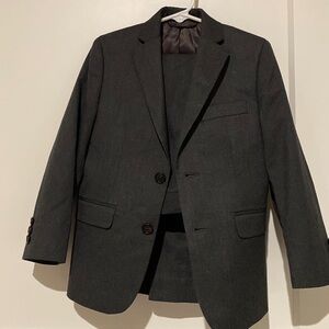 Boys Ralph Lauren gray suit, size 7. Lightly used.